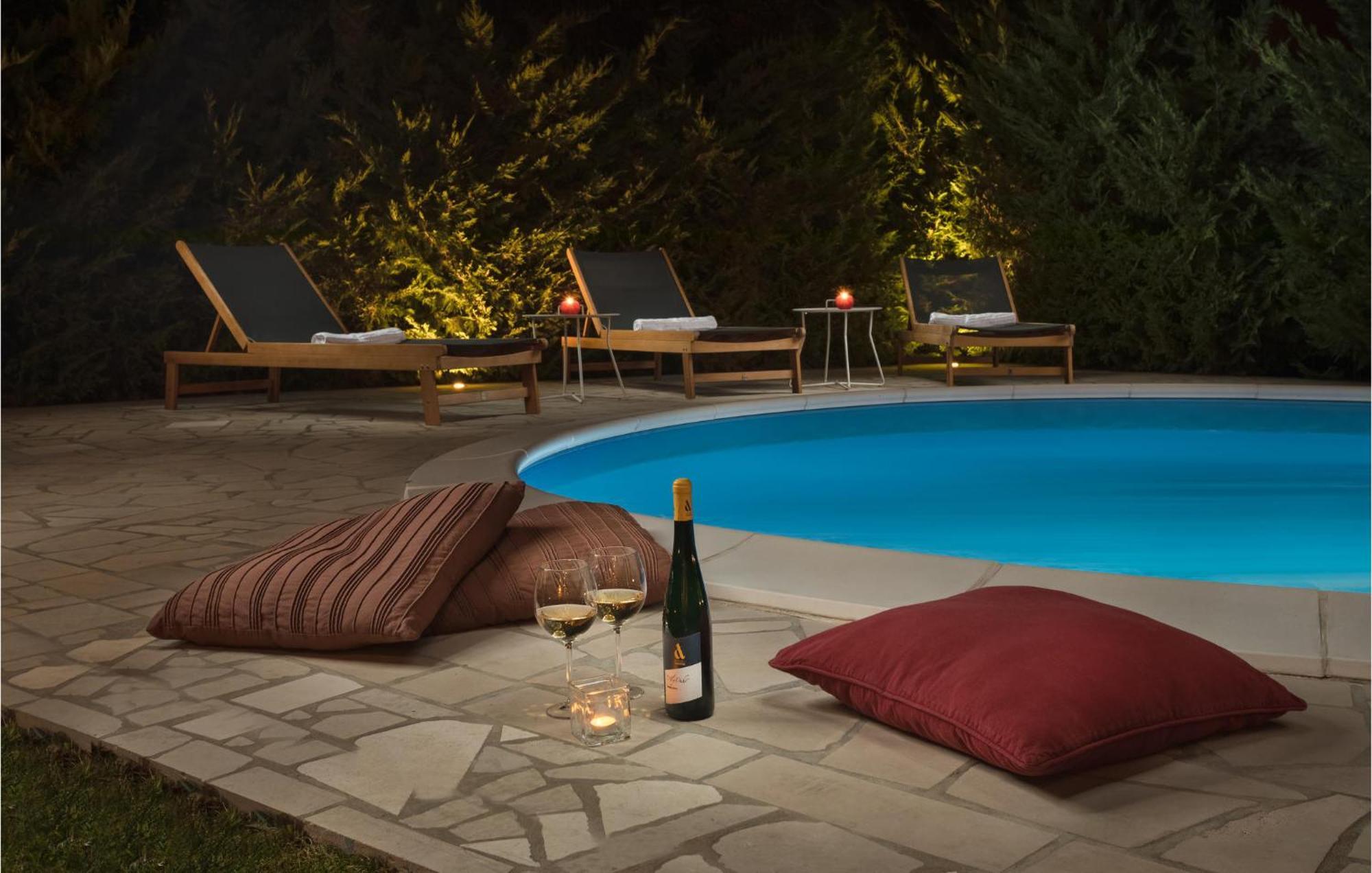 Nice Home In Jadranovo With Outdoor Swimming Pool Exterior foto
